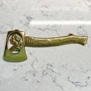 Vintage 1976 George Washington Bicentennial Brass Axe Wall Plaque made in CT